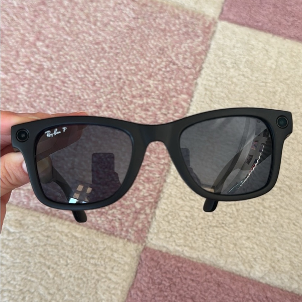 Ray-Ban Meta Black Polarized Sunglasses.